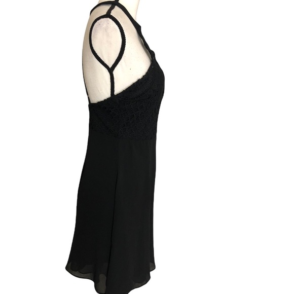 Lulu’s dress size L - Picture 6 of 13
